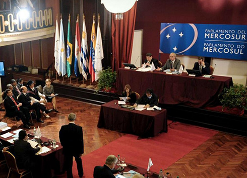 parlamento-mercosur-490-354-490-21799