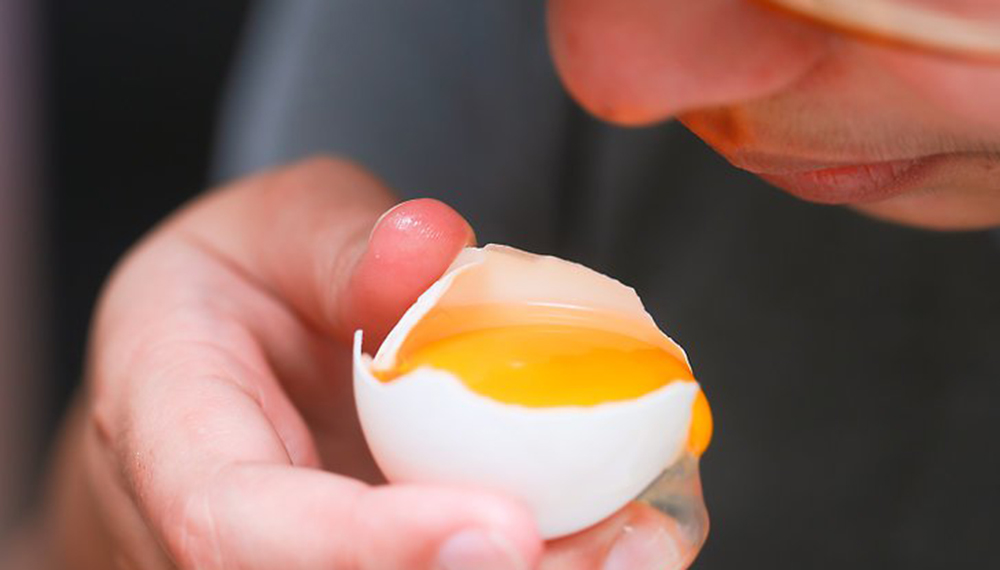 Cómo reconocer un huevo en mal estado?